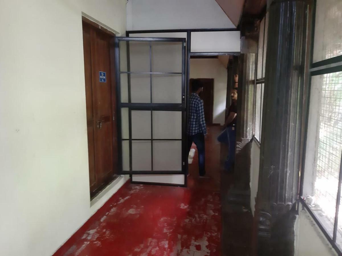 Devasthanam Lodge Thiruvananthapuram Esterno foto