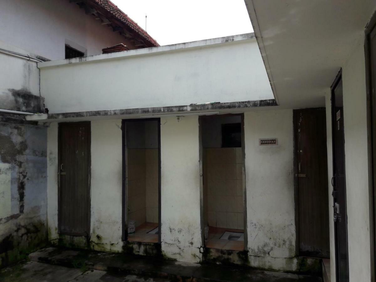 Devasthanam Lodge Thiruvananthapuram Esterno foto