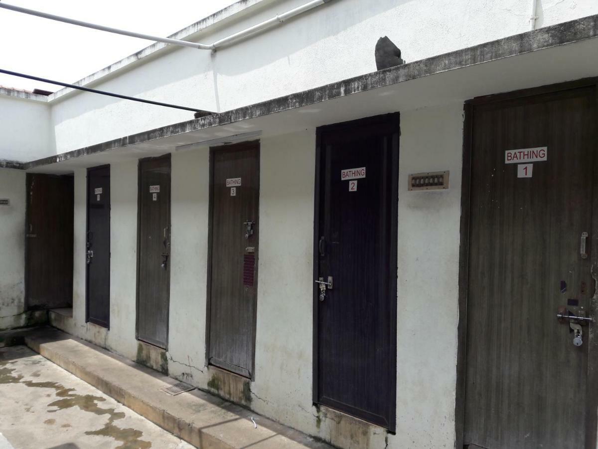 Devasthanam Lodge Thiruvananthapuram Esterno foto